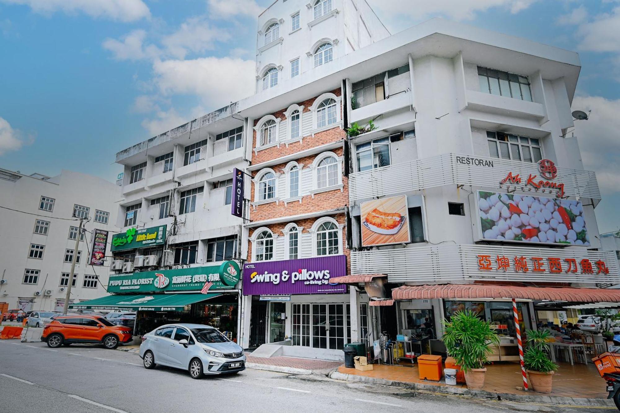 Swing & Pillows - Jalan Changkat Thambi Dollah Kuala Lumpur Ngoại thất bức ảnh